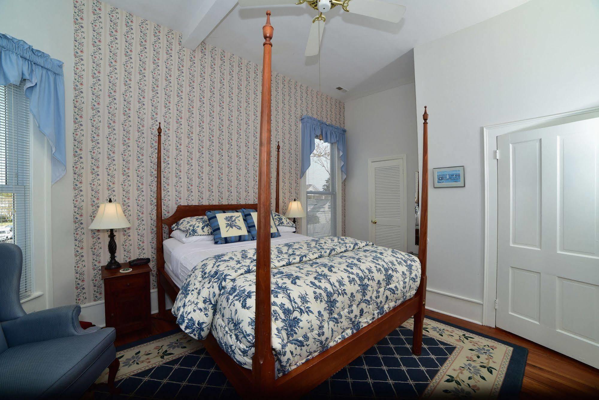 Pecan Tree Inn โบฟอร์ต ภายนอก รูปภาพ